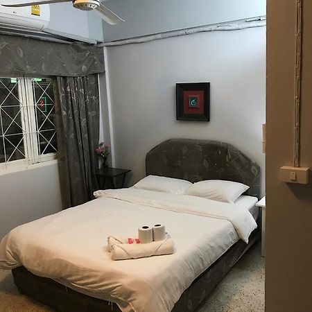 פאטאיה Scandalic Bar And Guest House מראה חיצוני תמונה