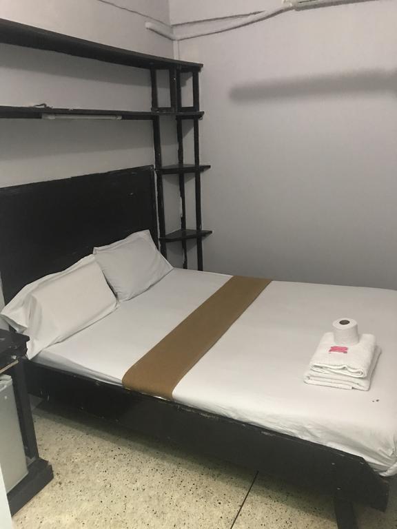 פאטאיה Scandalic Bar And Guest House מראה חיצוני תמונה