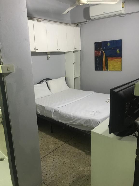 פאטאיה Scandalic Bar And Guest House מראה חיצוני תמונה