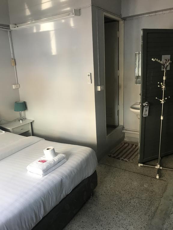 פאטאיה Scandalic Bar And Guest House מראה חיצוני תמונה